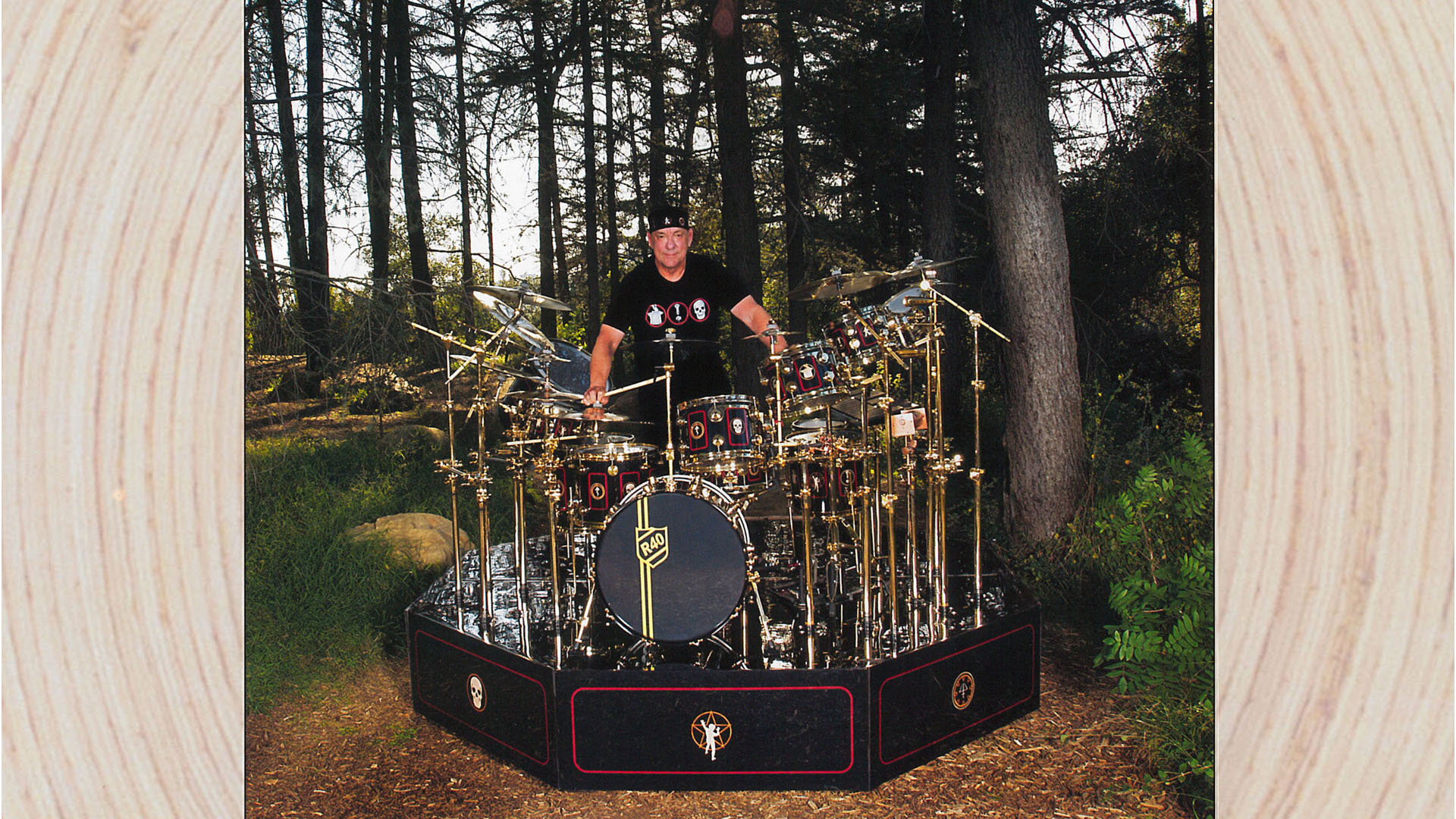 R40 Tourbook, click to enlarge